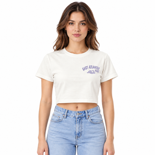 Women's crop top styled for a chic and relaxed everyday look.
